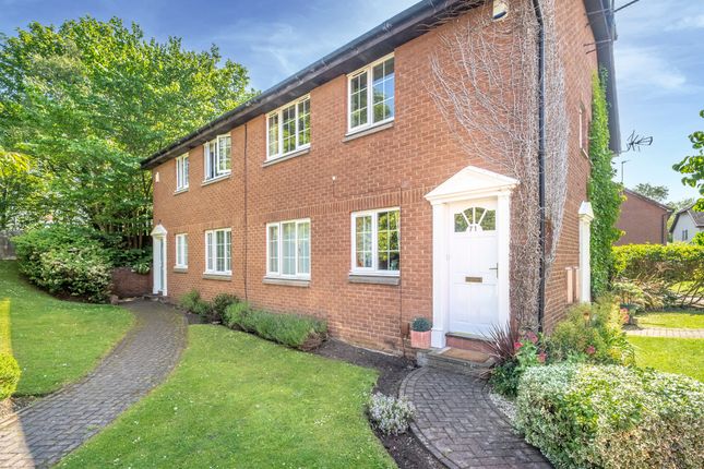71 Connaught Place, Trinity, EH6 4RN 2 bed flat for sale