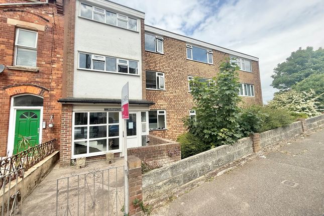 1 bed flat