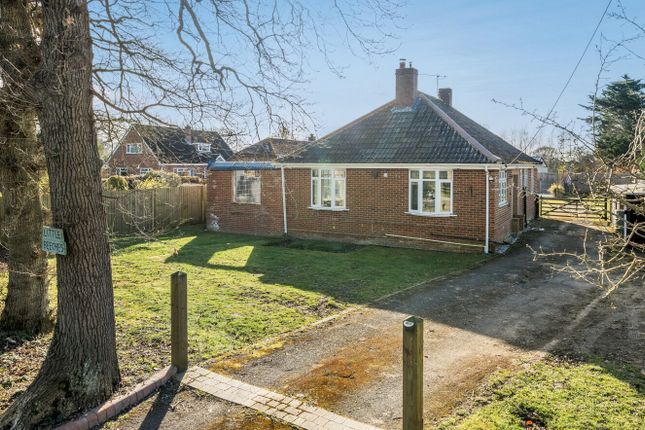 Crook Hill, Braishfield, Romsey... 2 bed bungalow for sale
