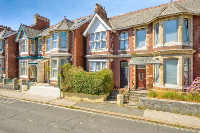 5 bedroom terraced house for sale