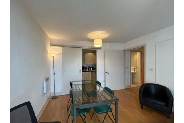 2 bed flat