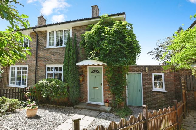 2 bedroom end of terrace house for sale
