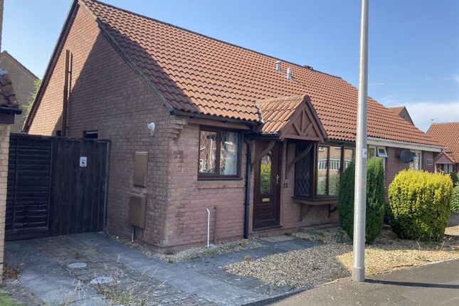 2 bedroom semi-detached bungalow for sale