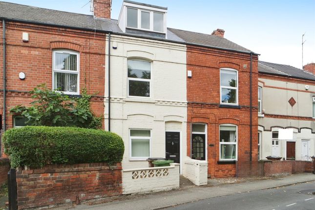 Dunkirk Road, Dunkirk, NG7 2LF 2 bed terraced house for sale