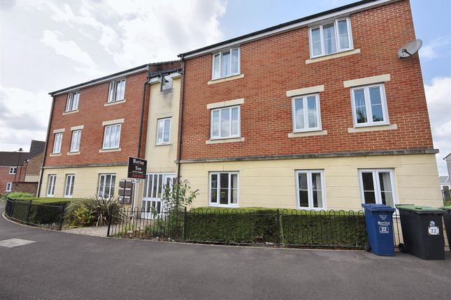 Otter Springs, Gillingham 2 bed flat for sale