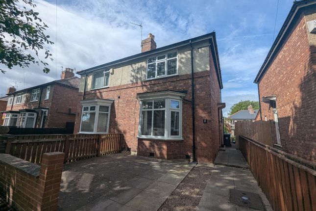 2 bedroom semi-detached house for sale