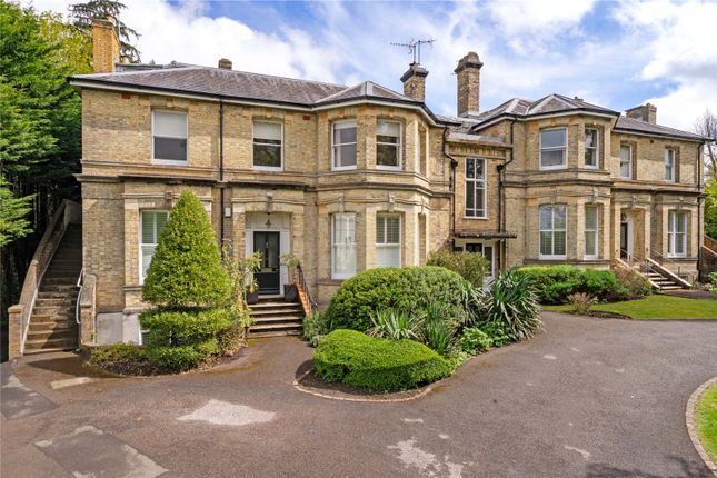 Frant Road, Tunbridge Wells, Kent, TN2 3 bed duplex for sale