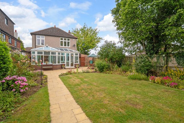 Cawston Lane Dunchurch, Warwickshire... 3 bed detached house for sale