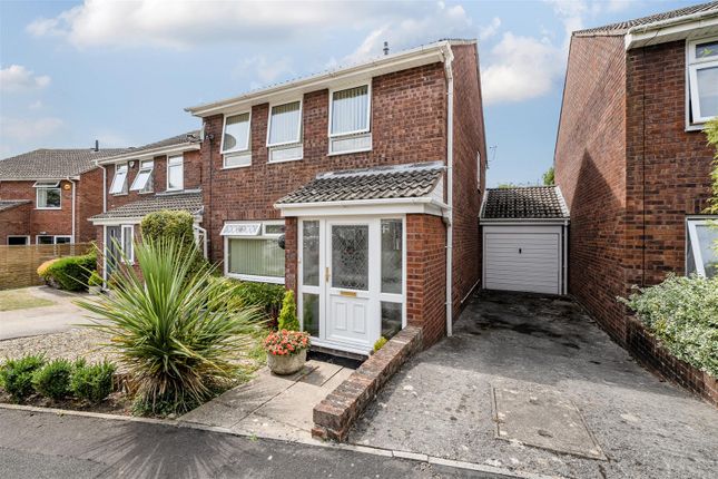 Verwood Drive, Bitton, Bristol 3 bed link detached house for sale