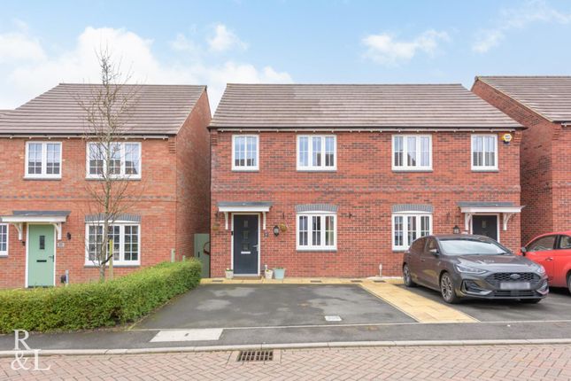 3 bedroom semi-detached house for sale