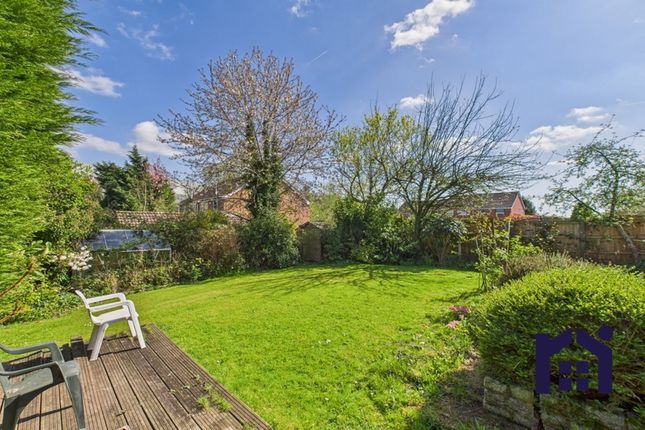 Croston Road, Farington Moss, PR26 6PL 3 bed detached house for sale