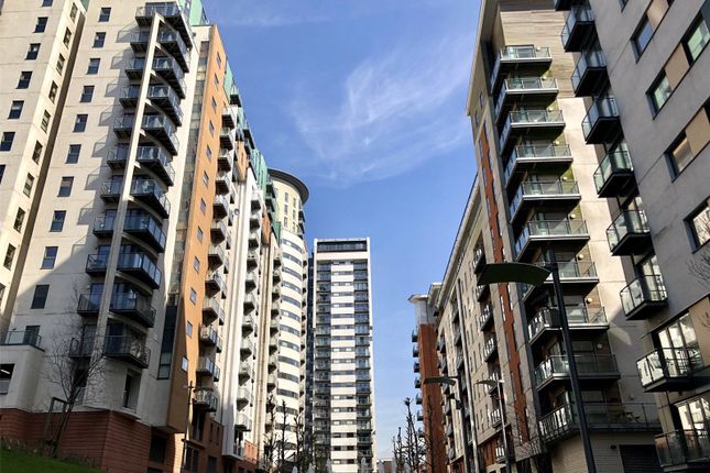 Jefferson Place, 1 Fernie Street... 1 bed apartment for sale
