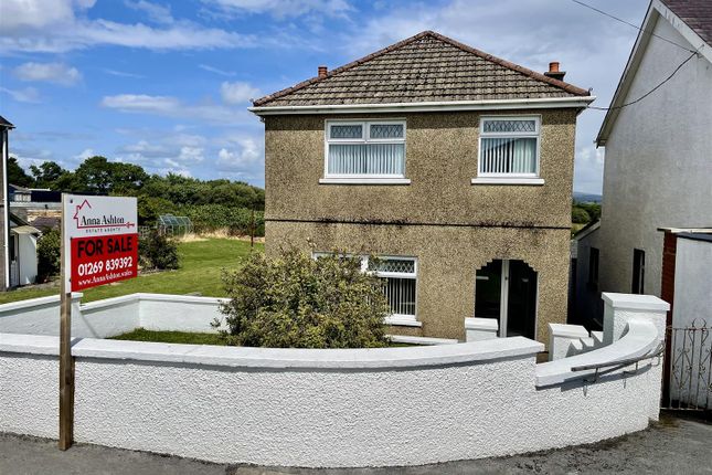 Waterloo Road, Penygroes, Llanelli 3 bed detached house for sale
