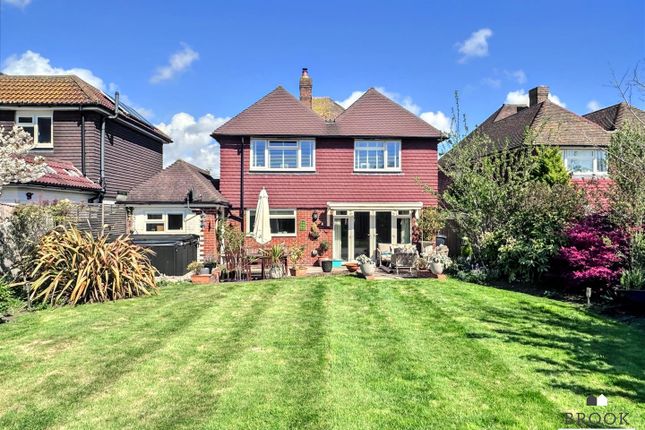 Willingdon Park Drive, Eastbourne BN22 4 bed house for sale