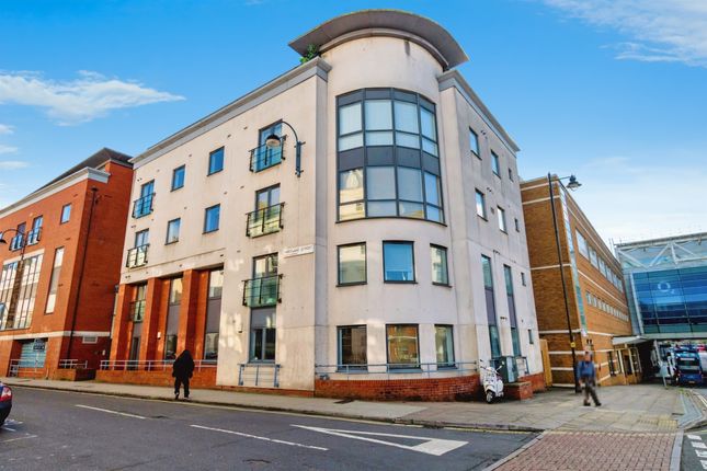 2 bed flat
