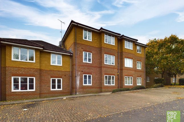 Anders Corner, Priestwood, Bracknell... 2 bed apartment for sale