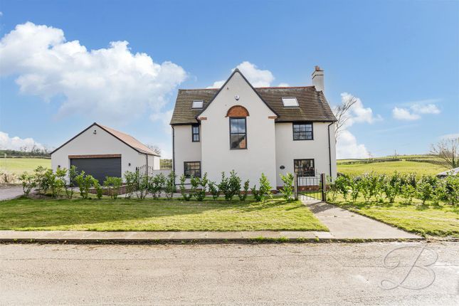 6 bedroom detached house for sale