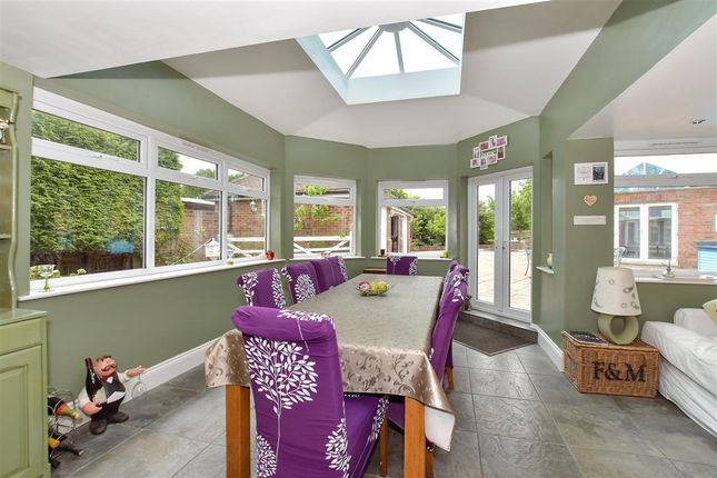 3 bed detached house