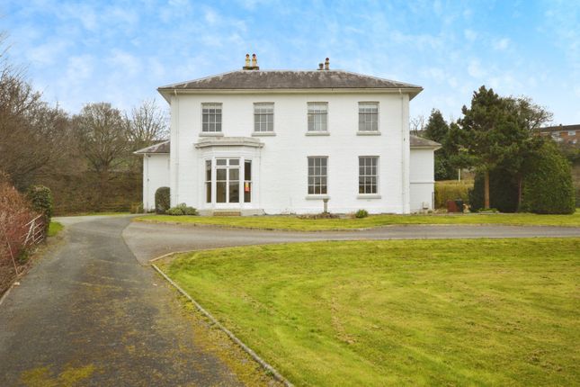 Old Kerry Road, Newtown, Powys, SY16 4 bed detached house for sale