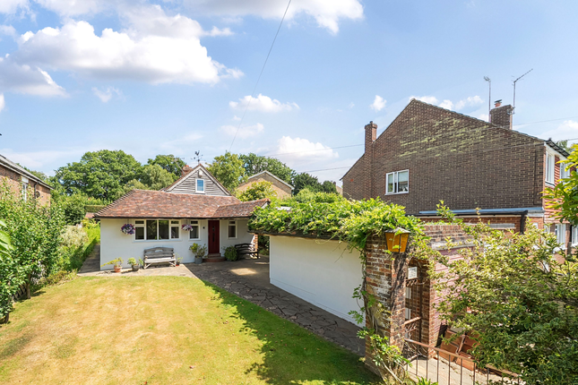 The Platt, Lingfield RH7 3 bed detached bungalow for sale