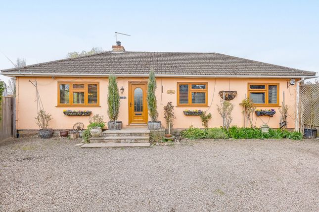 3 bedroom detached bungalow for sale
