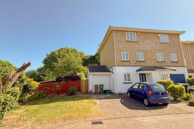 4 bedroom town house for sale
