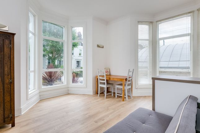 Earls Court Gardens, Earls Court... 2 bed apartment for sale