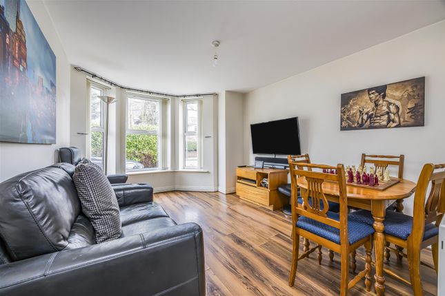 Hawkwood Road, Bournemouth 2 bed flat for sale