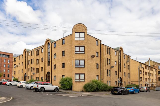 Overnewton Street, Glasgow G3 2 bed flat for sale