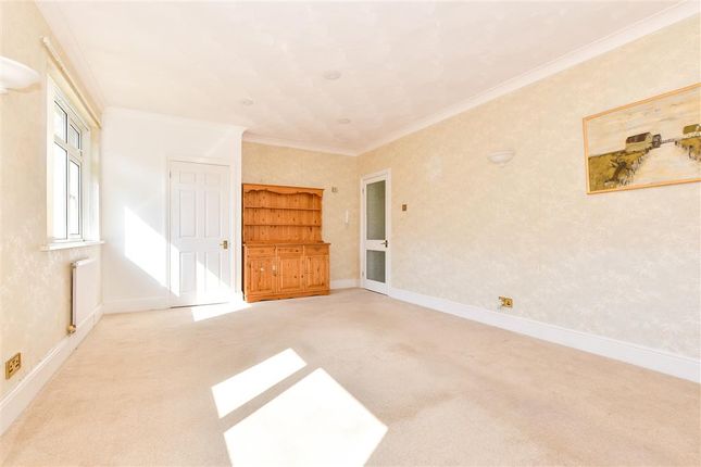 2 bed cottage
