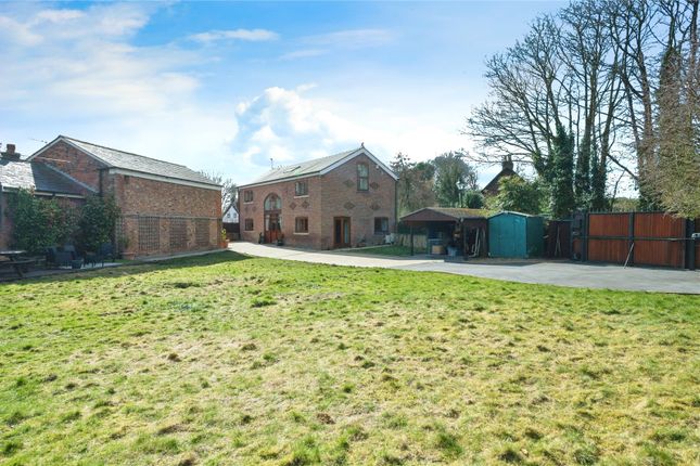 2 bedroom detached house for sale