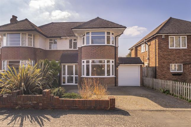 3 bed semi-detached house