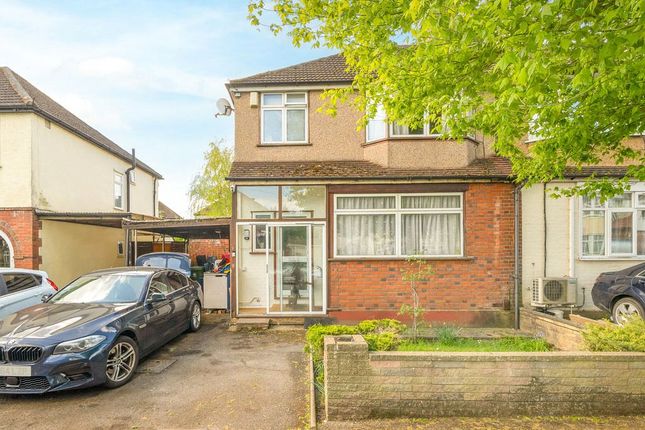 Purbrock Avenue, Hertfordshire WD25 3 bed semi