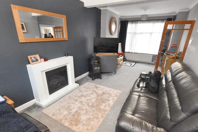 Cardington Avenue, Birmingham B42 3 bed end of terrace house for sale