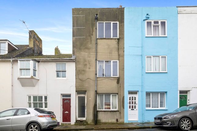4 bedroom terraced house for sale