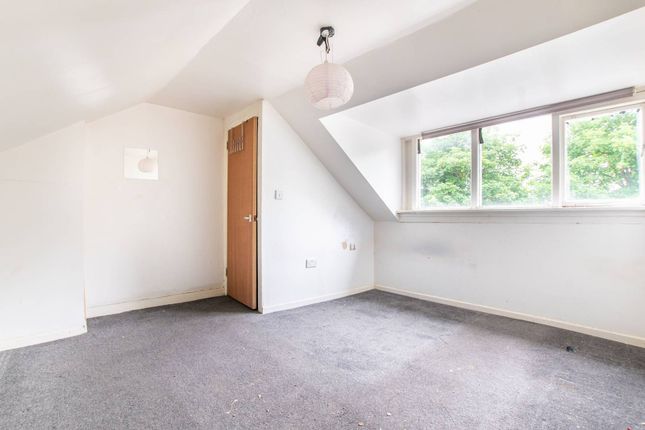 4 bed terraced house