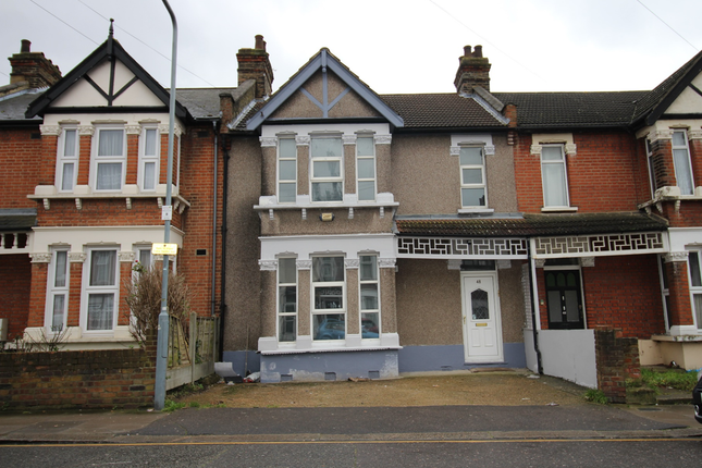 4 bed terraced house