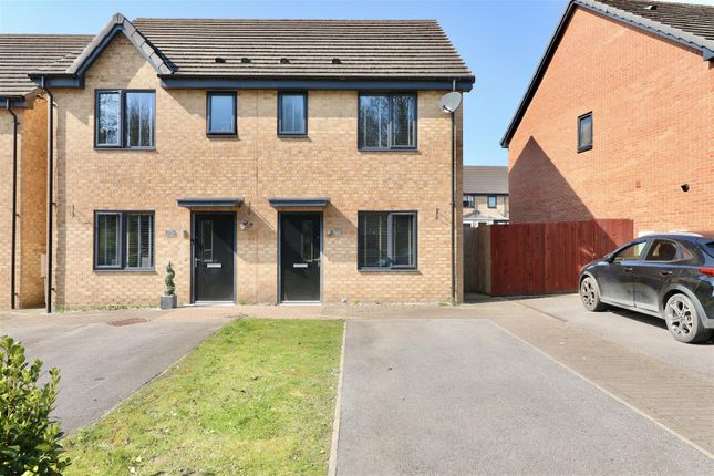 2 bedroom semi-detached house for sale