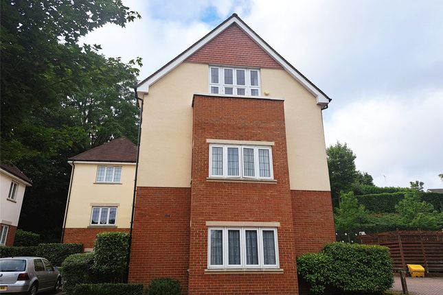 Hill View, Dorking, Surrey, RH4 2 bed apartment for sale