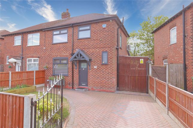 Moorfield Avenue, Manchester M34 3 bed semi