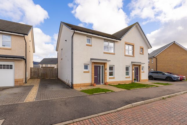 3 bedroom semi-detached villa for sale