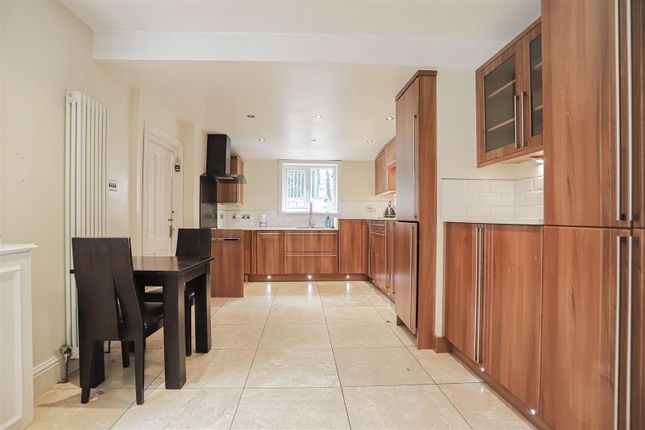 4 bedroom terraced house for sale