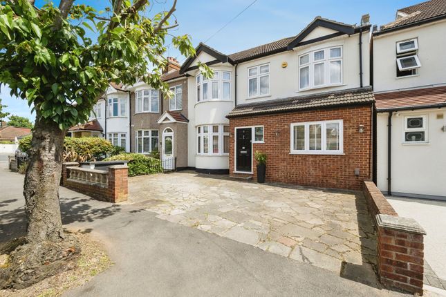 5 bedroom end of terrace house for sale