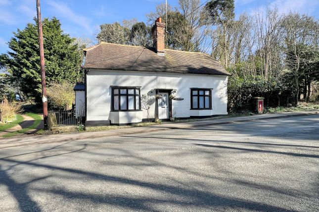 Braintree Road, Wethersfield... 2 bed detached house for sale