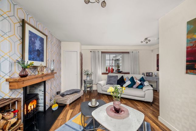 3 bedroom cottage for sale