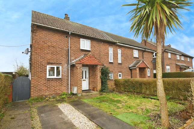 2 bedroom semi-detached house for sale