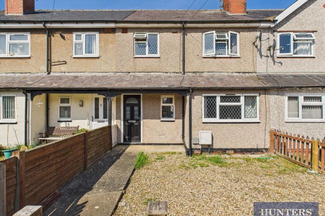 Ash Grove, Filey, YO14 9LZ 3 bed terraced house for sale