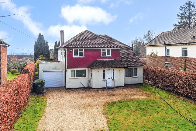 Bell Hill Ridge, Petersfield... 4 bed detached house for sale