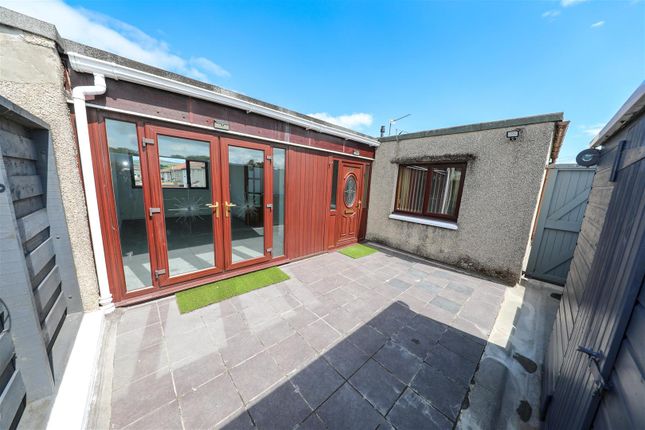 Cullen Drive, Glenrothes 2 bed flat for sale