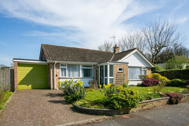 Beacon Way, Lympne, CT21 3 bed bungalow for sale